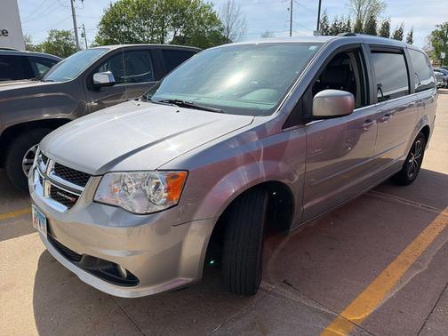 Billet Silver Metallic Clearcoat 2017 Dodge Grand Caravan SXT