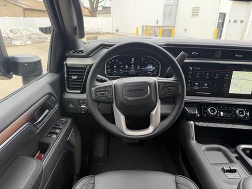 2025 GMC Sierra 2500 Denali