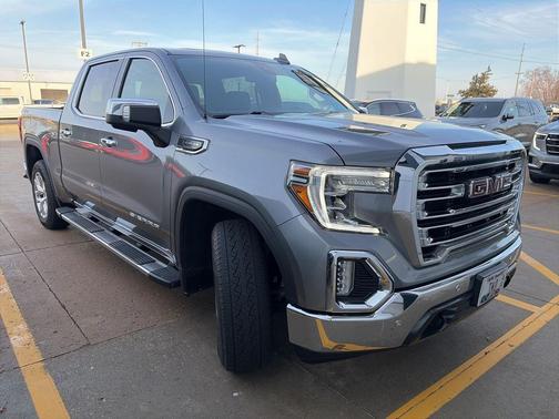 2021 GMC Sierra 1500 SLT