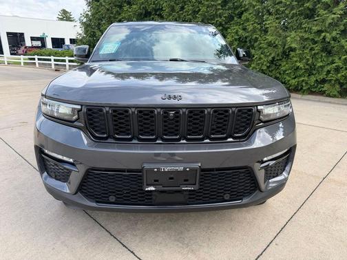 Baltic Gray Metallic Clearcoat 2024 Jeep Grand Cherokee Limited