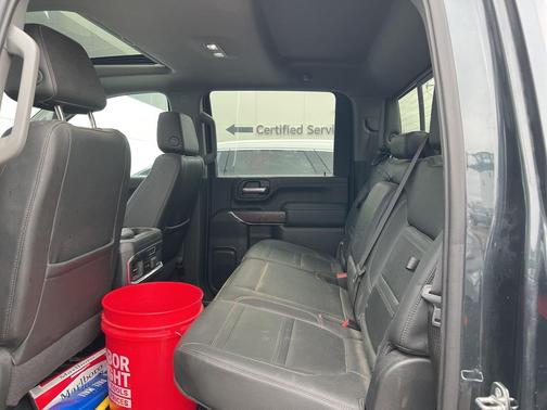 2023 GMC Sierra 2500 Denali