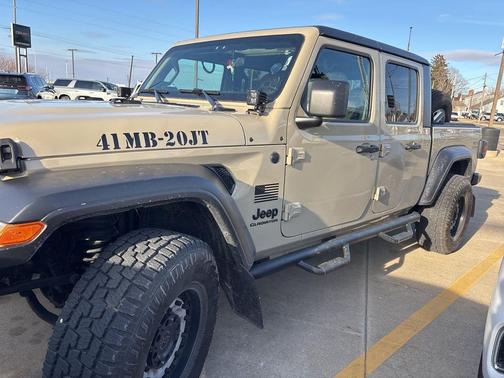 2020 Jeep Gladiator Sport S