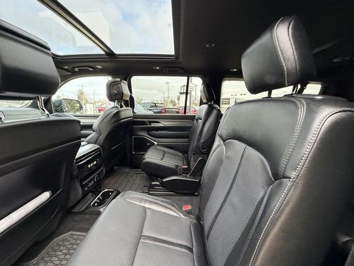 2024 Jeep Wagoneer L Series II Carbide