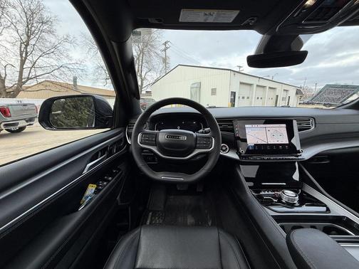 2024 Jeep Wagoneer L Series II Carbide