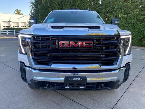 2026 GMC Sierra 2500 Base