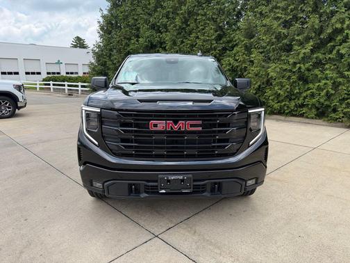 Onyx Black 2026 GMC Sierra 1500 Elevation