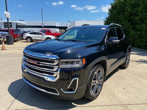 2023 GMC Acadia AWD SLT