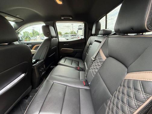 Volcanic Red Tintcoat 2026 GMC Canyon Denali