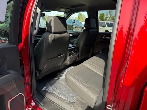 Volcanic Red Tintcoat 2026 GMC Sierra 1500 SLT