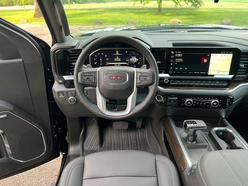 Onyx Black 2026 GMC Sierra 1500 Elevation