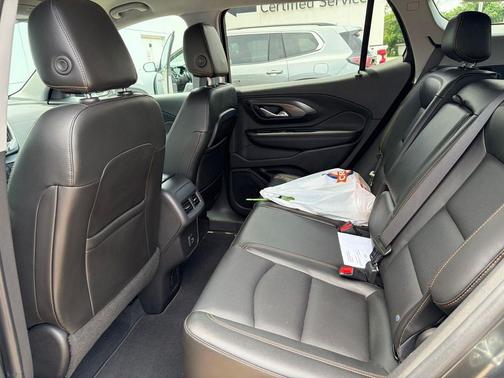 Graphite Gray Metallic 2021 GMC Terrain SLT