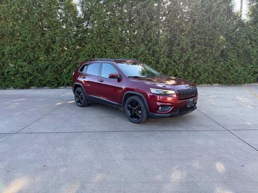 Velvet Red Pearlcoat 2019 Jeep Cherokee Latitude Plus