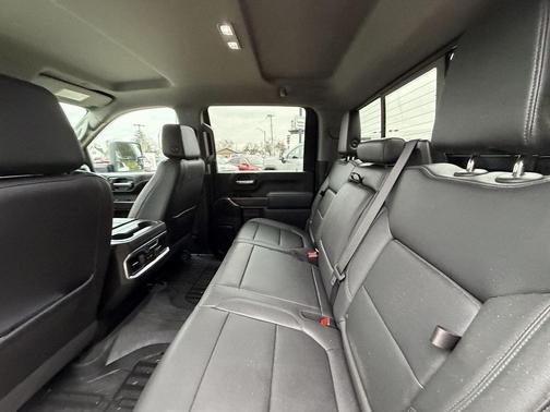 2023 GMC Sierra 2500 SLT