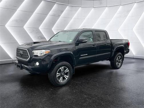 2018 Toyota Tacoma TRD Sport