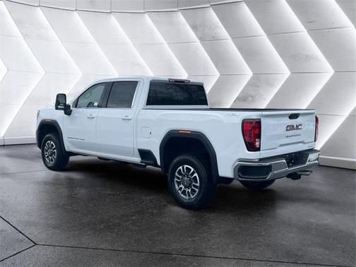 2026 GMC Sierra 2500 SLE