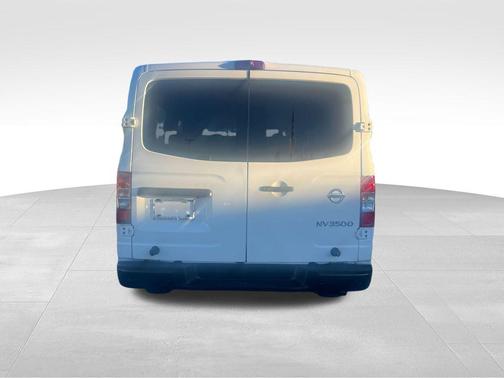 2016 Nissan NV Passenger NV3500 HD S V6