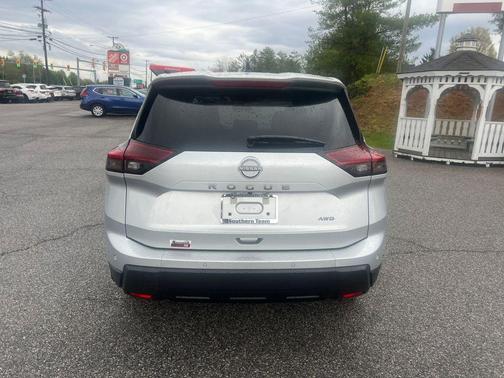 2025 Nissan Rogue S