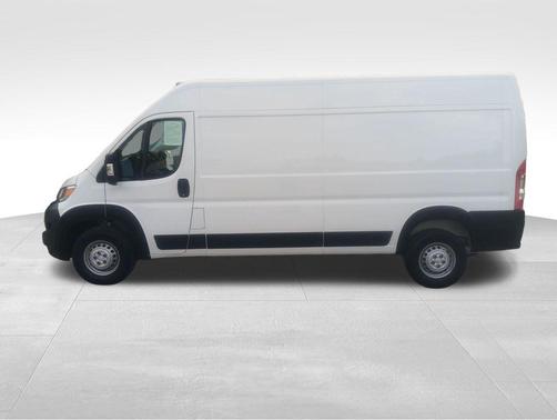 Bright White Clearcoat 2024 RAM ProMaster 2500 Tradesman