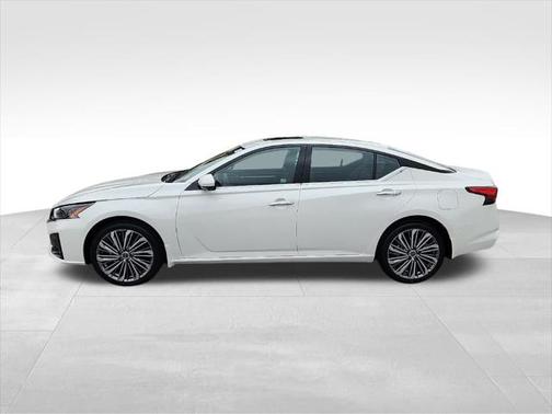 2024 Nissan Altima 2.5 SL
