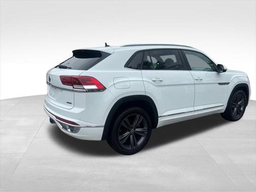 2021 Volkswagen Atlas Cross Sport 3.6L V6 SE w/Technology R-Line