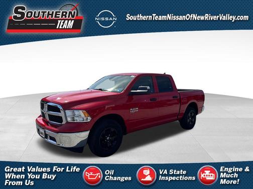 Flame Red Clearcoat 2023 RAM 1500 Classic SLT