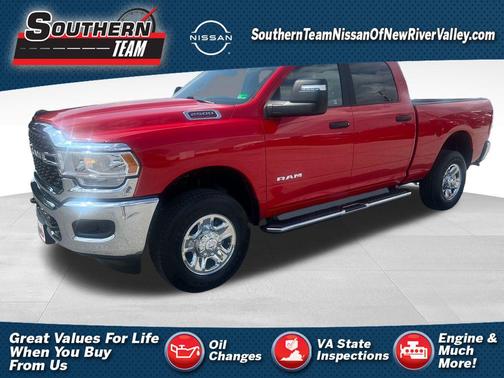 2024 RAM 2500 Big Horn Crew Cab 4x4 6'4' Box