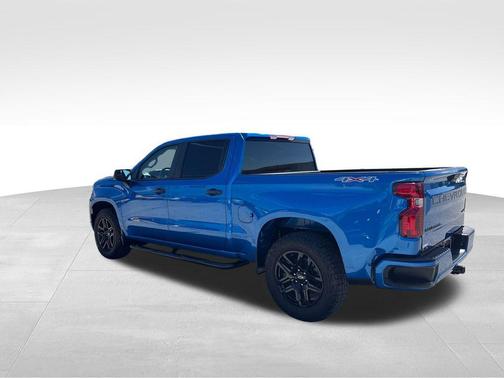 Glacier Blue Metallic 2022 Chevrolet Silverado 1500 Custom