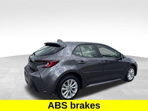 Magnetic Gray Metallic 2024 Toyota Corolla SE
