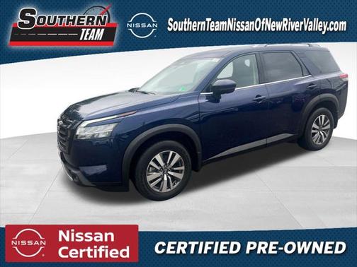 2023 Nissan Pathfinder SL 4WD