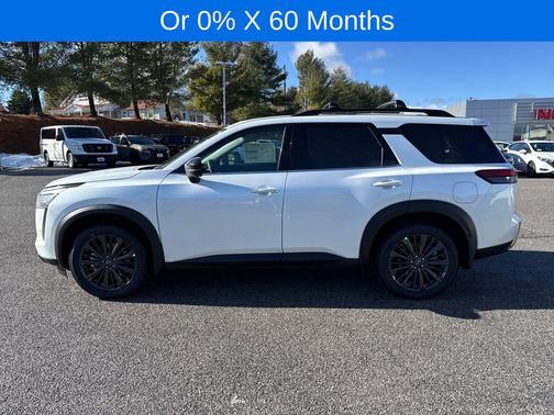 2026 Nissan Pathfinder SL