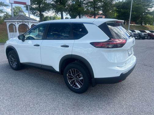 2025 Nissan Rogue S