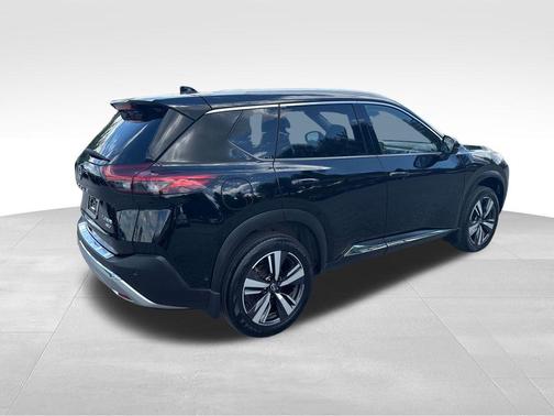 Super Black 2023 Nissan Rogue Platinum