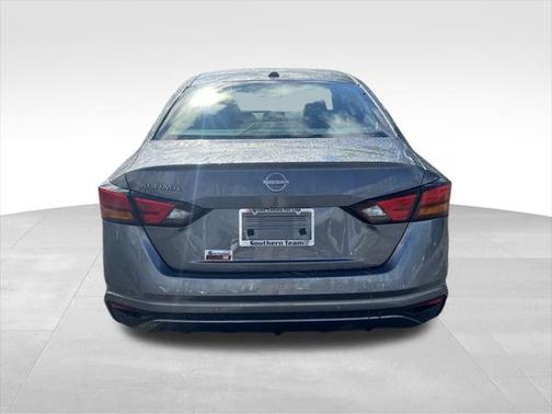2025 Nissan Altima S FWD