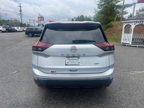 2025 Nissan Rogue S