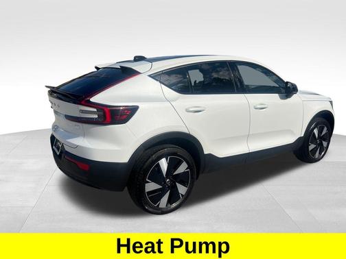 2024 Volvo C40 Recharge Pure Electric Core