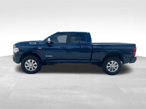 2022 RAM 2500 Laramie Crew Cab 4x4 6'4' Box