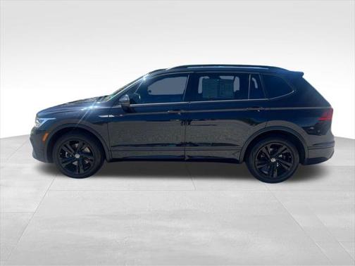 2023 Volkswagen Tiguan 2.0T SE R-Line Black 4MOTION