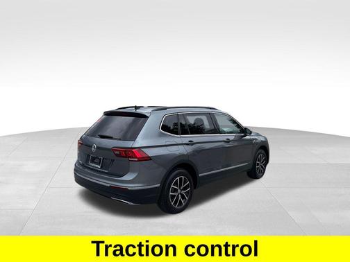 Platinum Gray Metallic 2021 Volkswagen Tiguan 2.0T SE