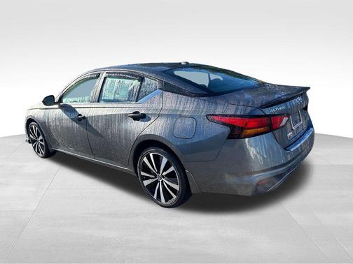 2021 Nissan Altima SR Intelligent AWD