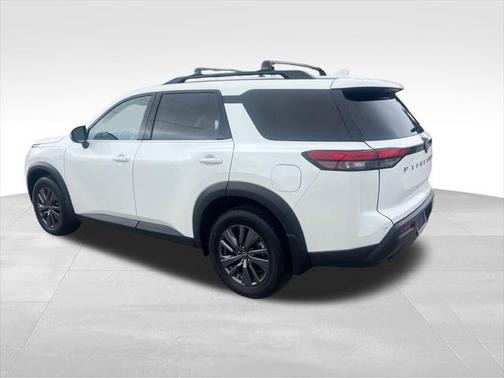 2023 Nissan Pathfinder SV 4WD