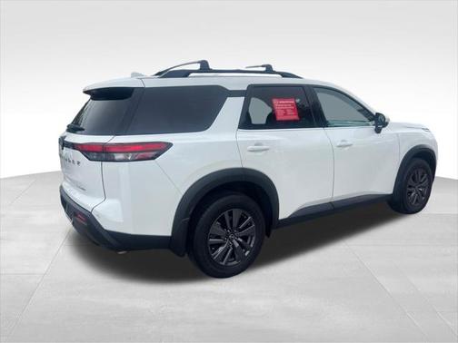 2023 Nissan Pathfinder SV 4WD