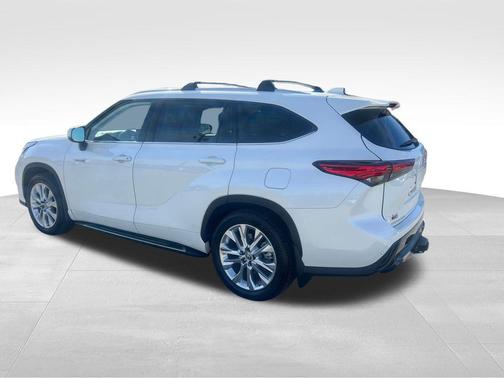 2021 Toyota Highlander Hybrid Limited