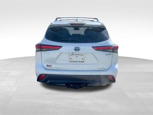 2021 Toyota Highlander Hybrid Limited