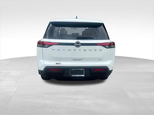 2025 Nissan Pathfinder S 4WD