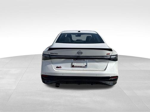 Aspen White Tricoat 2026 Nissan Sentra SR