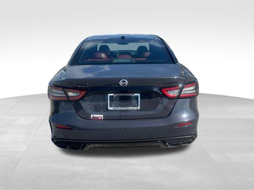 2021 Nissan Maxima 3.5 Platinum