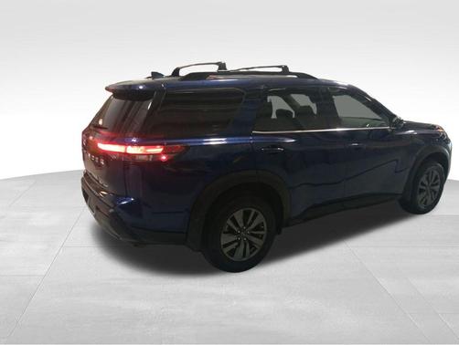 2024 Nissan Pathfinder SV 4WD
