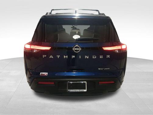 2024 Nissan Pathfinder SV 4WD