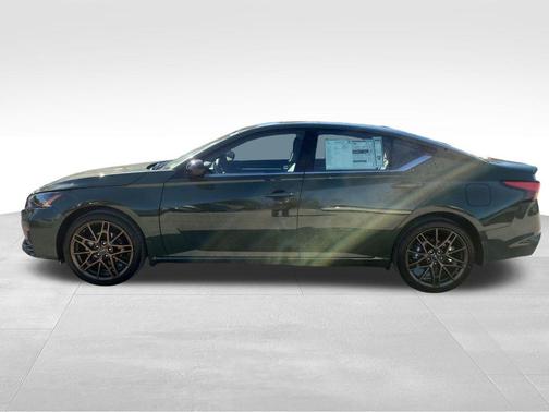 2025 Nissan Altima SR AWD