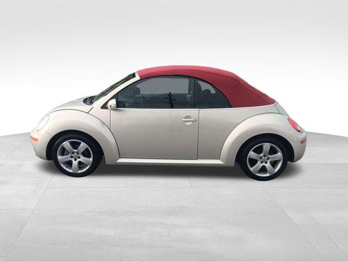 2009 Volkswagen New Beetle L